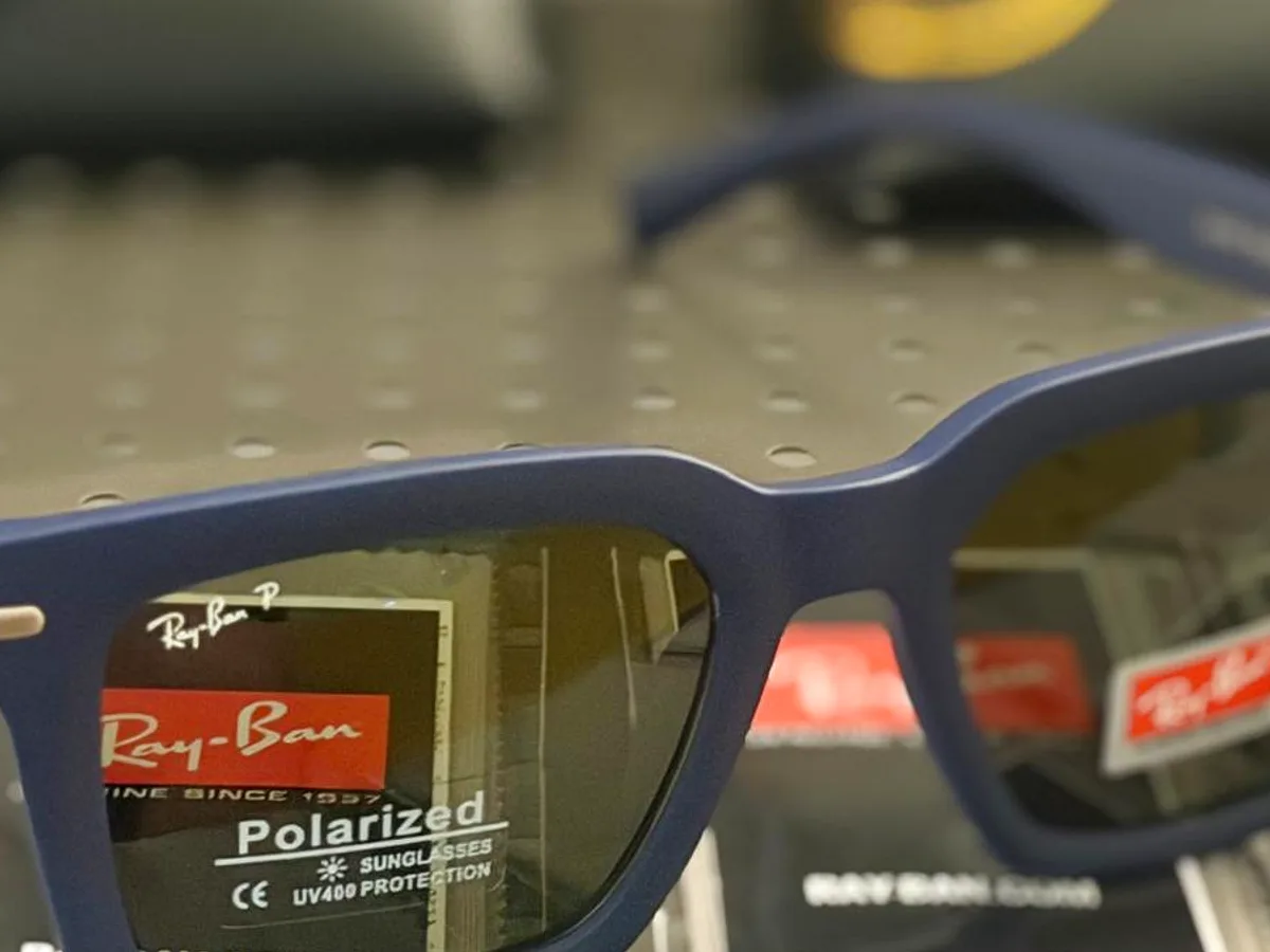 Ray-Ban olive Wayfarer, polarized